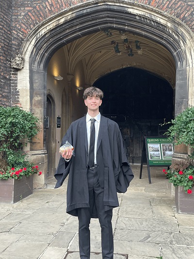 Niall, Cambridge Foundation Year student
